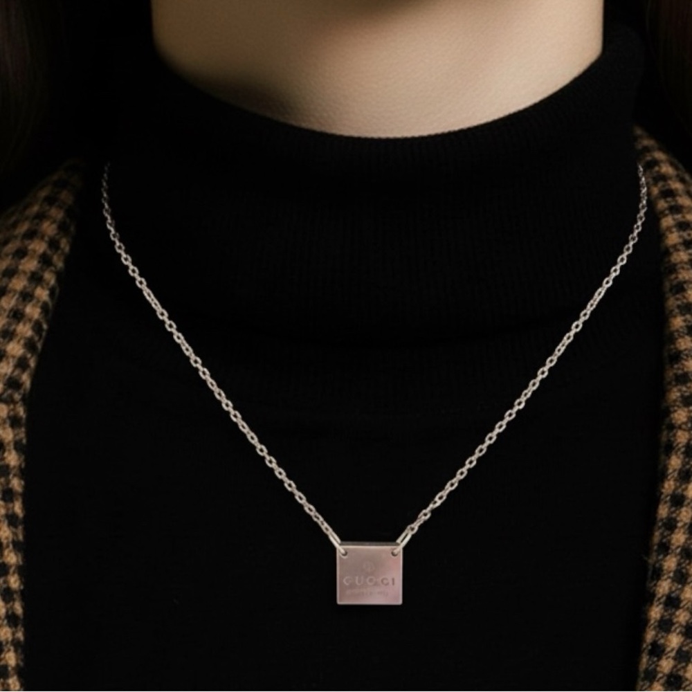Gucci Sterling Silver 925 Charm/Silver Necklace